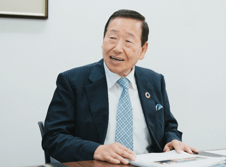 小林光俊理事長